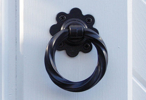 Twisted Ring Pull